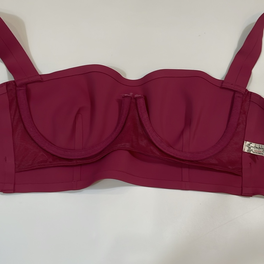 Free People Bra Size S Underwire With Wide Adjustable Straps EUC - Picture 5 of 8